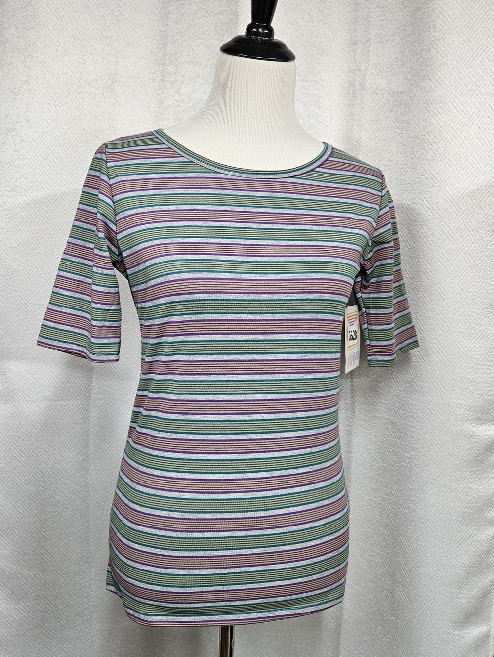 LuLaRoe Gigi Small Shirt Striped Short Sleeve Tee Mint Purple Teal Top